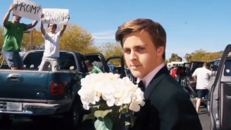 This Kid Who Kinda Looks Like Ryan Gosling Recreated The ‘La La Land’ Opening To Ask Emma Stone To Prom