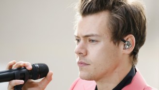 Harry Styles Was Grabbed In The Crotch By A Fan While Performing At A Charity Concert