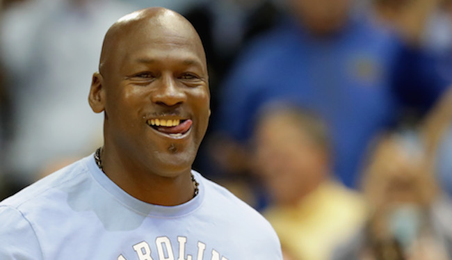 Report: Michael Jordan has small stake in Derek Jeter's group that