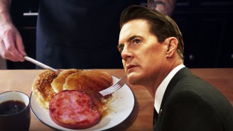 Celebrate The Return Of ‘Twin Peaks’ By Learning To Make Griddle Cakes And The ‘Black Yukon Sucker Punch’