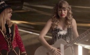 Taylor Swift Skewered All Her Past Lives In The ‘Look What You Made Me Do’ Video — And Fans Loved It