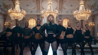 Taylor Swift Teased Her ‘Look What You Made Me Do’ Video And It Has Major Beyonce ‘Formation’ Vibes
