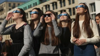 Amazon Is Dealing With A Fake Eclipse-Glasses Epidemic