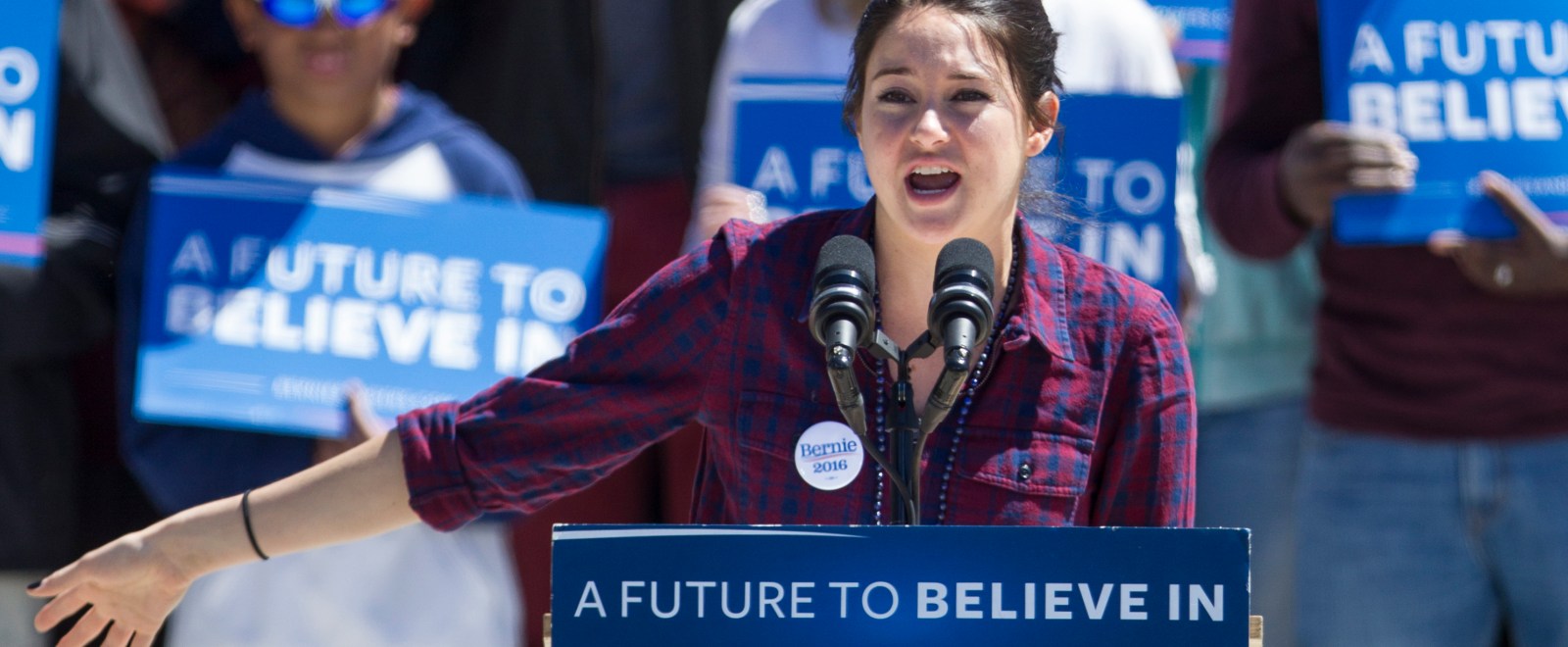 shailene-woodley-campaign.jpg