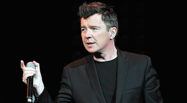 Rick Astley RickRoll'd An Entire Festival Crowd With The Foo Fighters