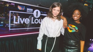 Lorde’s Cover Of Phil Collins’ Legendary ‘In The Air Tonight’ Sounds Like A ‘Melodrama’ Outtake