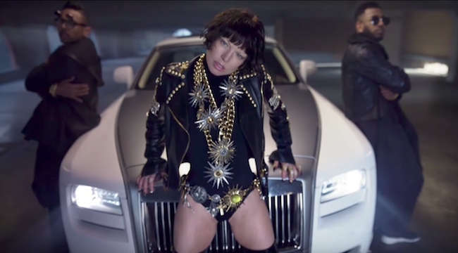 Fergie S Like It Ain T Nuttin Video Brings Back Classic Rap fergie s like it ain t nuttin video