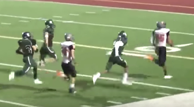 This High School RB Made All 11 Defenders Look Silly On An Insane Run