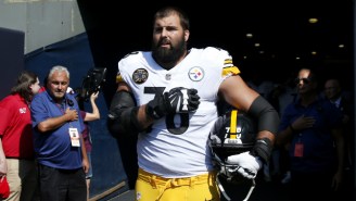 The Steelers Player Who Stood Alone For The National Anthem On Sunday Apologized