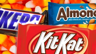 The Best Full-Sized Candy Bars To Give Trick-Or-Treaters (If You Ball Like That)