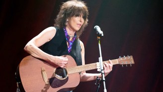 Rock Legend Chrissie Hynde Cursed Out Fans For Taking Photos/Video With Their Phones, Then Stormed Off Stage