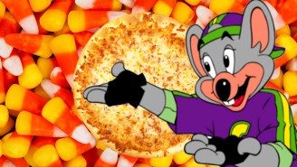 Stoke Your Nostalgia With Free Chuck E. Cheese’s Candy Corn Pizza On Halloween
