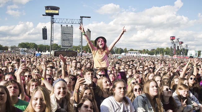 Young People Like Go To Concerts Alone, And That's Fine