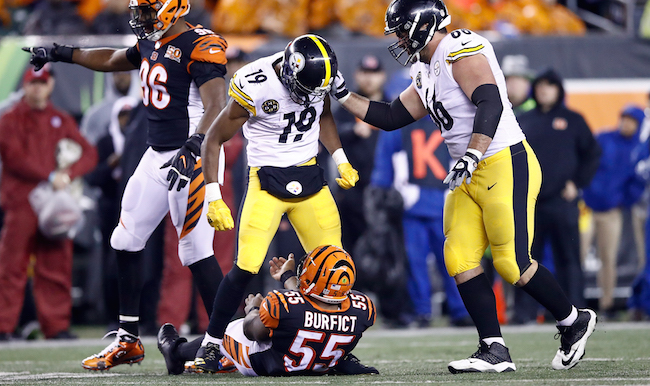 JuJu Smith-Schuster Reenacted His Suspension-Earning Hit After A TD