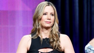 Mira Sorvino Apologizes To Dylan Farrow For Working With Woody Allen Despite Molestation Allegations Against Him