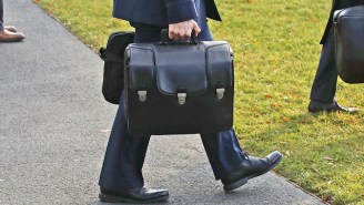 Report: A Secret Service Agent ‘Tackled’ Chinese Security In A Confrontation Over The Nuclear Football