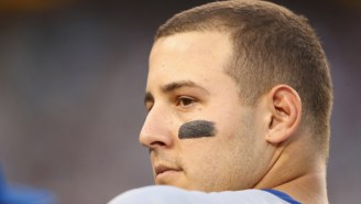 Chicago Cubs Star Anthony Rizzo Gave An Emotional Speech At A Vigil For The Florida School Shooting Victims