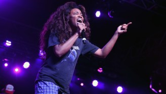 SZA Had To Be Carried Offstage Due To An Ankle Injury During Her BUKU Fest Set