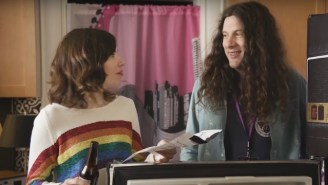 Watch Kurt Vile Play The Roadie Carrie Brownstein Never Asked For In A ‘Portlandia’ Clip