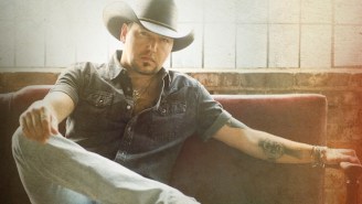 Country Grammar: Jason Aldean’s ‘Rearview Town’ Doesn’t Back Down An Inch