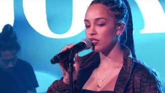 Jorja Smith Raps And Sings ‘Blue Light’ Like A Star In The Making On Jimmy Kimmel