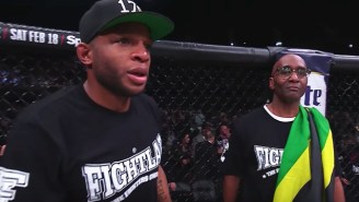 A Bellator Fighter Was Getting Dominated In Such Boring Fashion He Started Booing His Opponent With The Crowd
