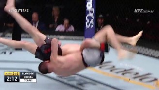 An MMA Fighter Knocked Himself Out Trying To Bodyslam An Opponent