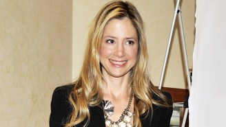 Mira Sorvino Expertly Shut Down A Troll Who Told Her To ‘Shut Up And Act’