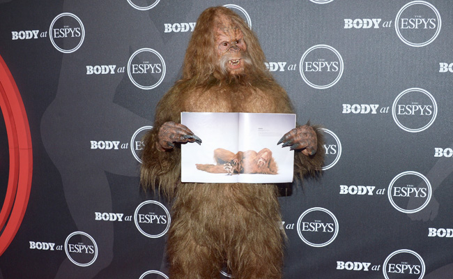 Yes, Bigfoot Erotica Is Absolutely a Thing