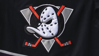 The Anaheim Ducks Are Bringing Back The Awesome ‘Mighty Ducks’ Uniforms