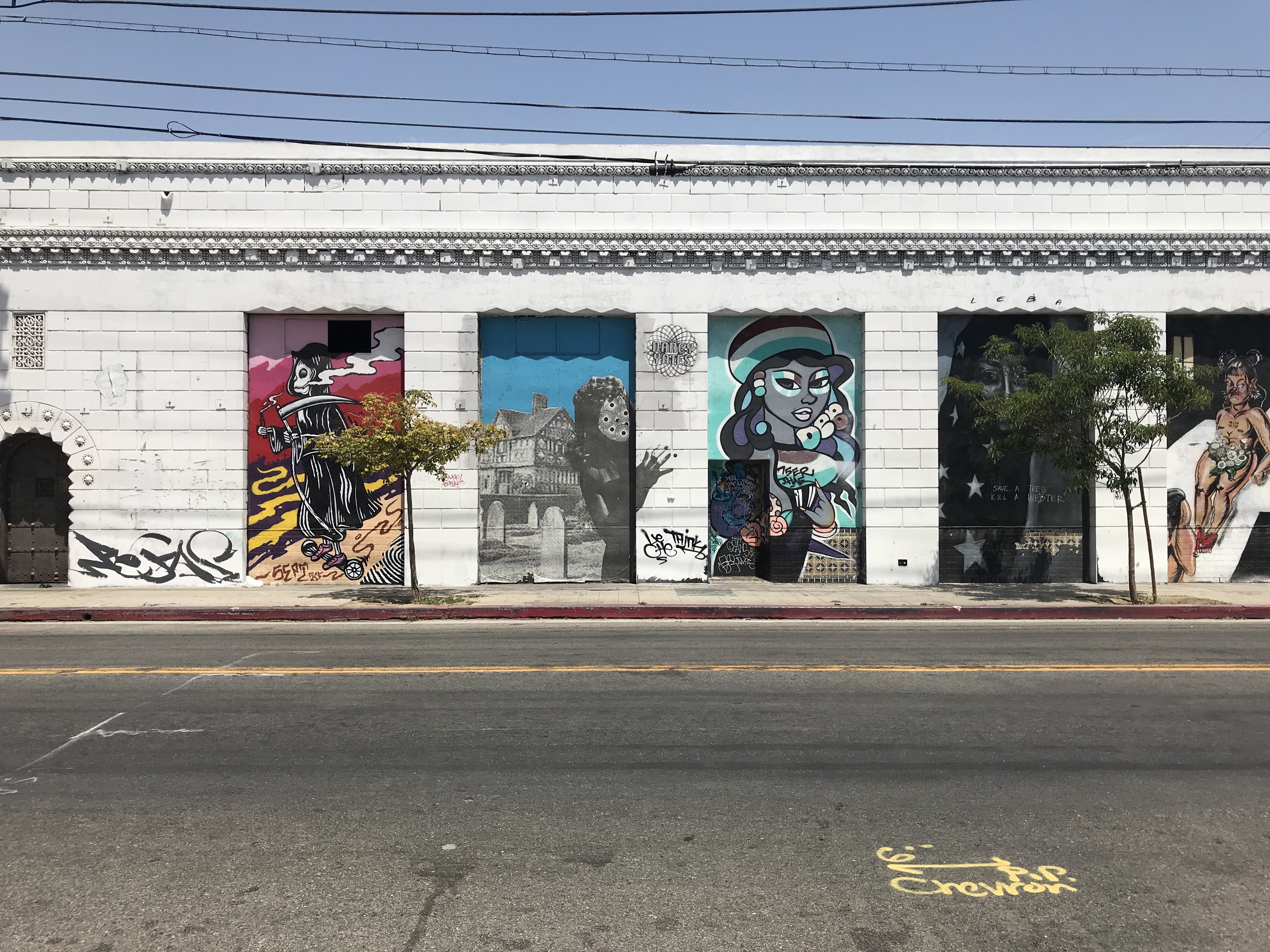 A Beginner's Guide To The Best Street Art (And Nearby Food) In L.A.