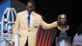 Randy Moss Gave Bill Belichick A Shout Out During His Hall Of Fame Induction Speech