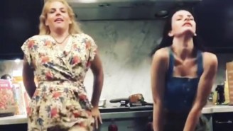 Busy Philipps Roasted Lindsay Lohan’s Bizarre, Drunk-Looking Dancing In Mykonos