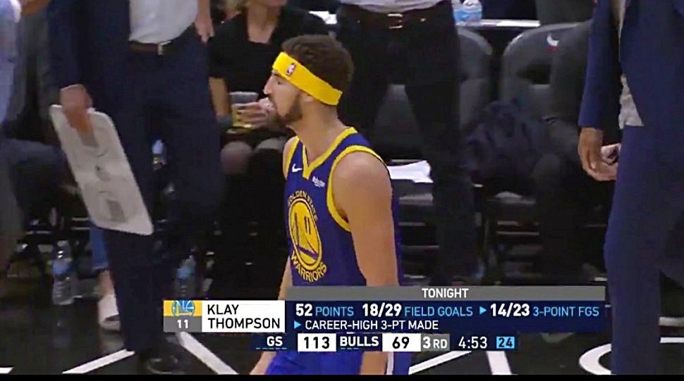 Klay Thompson breaks Stephen Curry record for 3s in game