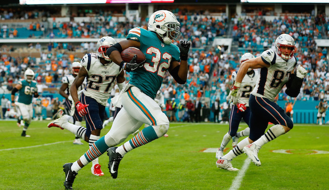 The Dolphins Pulled Off A Hook And Ladder To Beat The Patriots