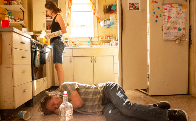 Shameless' Season Nine Episode Eight Recap: Fiona Boozing Like Frank