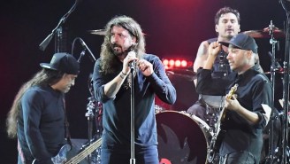 Dave Grohl Joined Audioslave And Performed With Foo Fighters At The Chris Cornell Tribute Concert