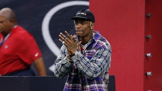 85,000 Fans Urge Big Boi, Maroon 5, And Travis Scott To Take A Knee At The Super Bowl To Support Colin Kaepernick