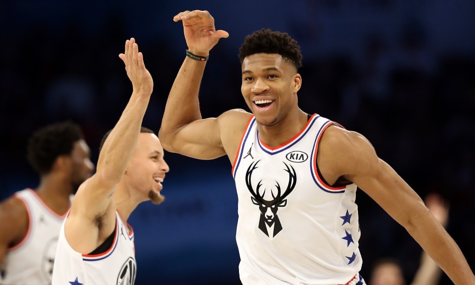 Giannis Antetokounmpo showing off his wingspan #nba 