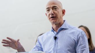 Amazon Founder Jeff Bezos Is Accusing The National Enquirer Of Using D*ck Pics To Extort/Blackmail Him