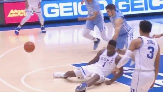 Zion Williamson Ripped Through His Shoe And Hurt His Knee 30 Seconds Into UNC-Duke (UPDATE)