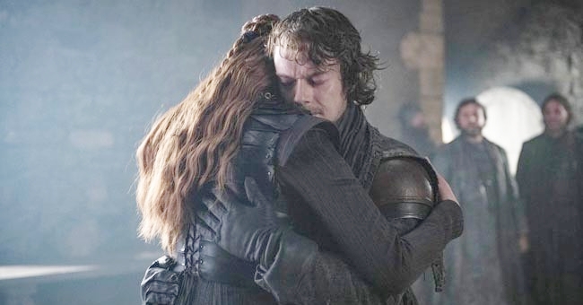 What Did Theon Do Before His Sansa Reunion On 'Game Of Thrones'?