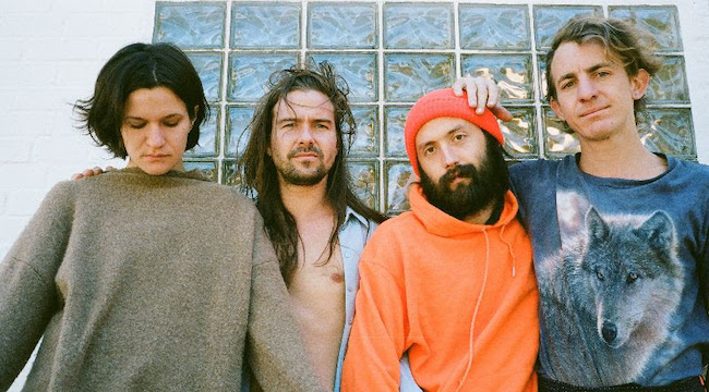 [LISTEN] Big Thief's 'Cattails' Is A Gentle 'UFOF' Preview