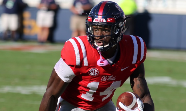 DK Metcalf Seahawks draft: Pete Carroll joins Ole Miss WR shirtless -  Sports Illustrated