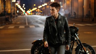 ‘Batwoman’ Will Definitely Let Ruby Rose’s Hero Have Girlfriends And Go On Dates, Swears Its Producer