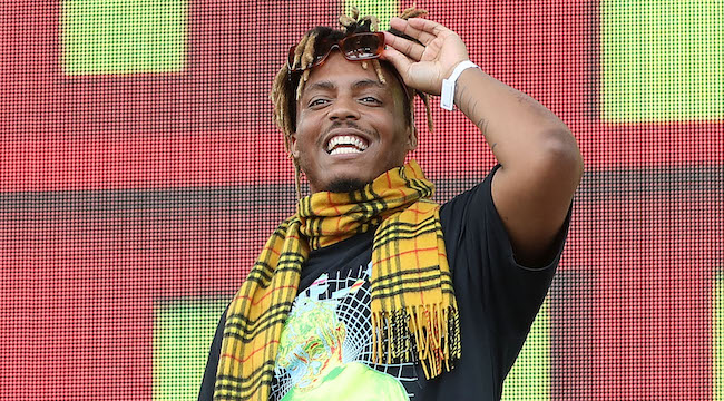 We all miss Juice WRLD, here are some of his iconic looks