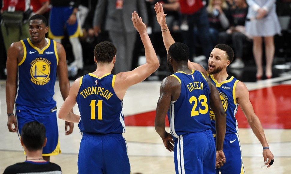 Golden State Warriors: 'We Believe' uniforms leave fans in awe
