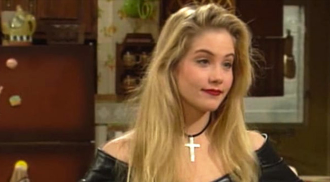 Christina Applegate Kelly Bundy Was Virgin On Married With Children