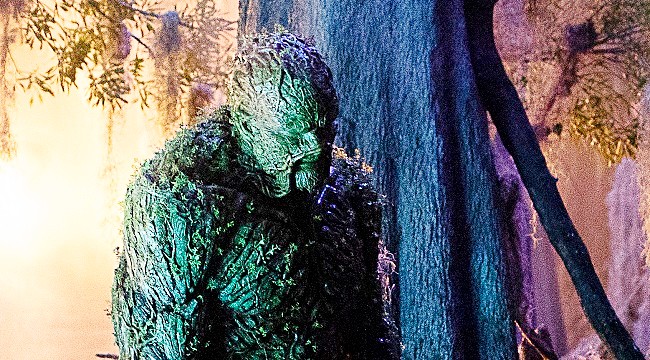 glow in the dark swamp thing