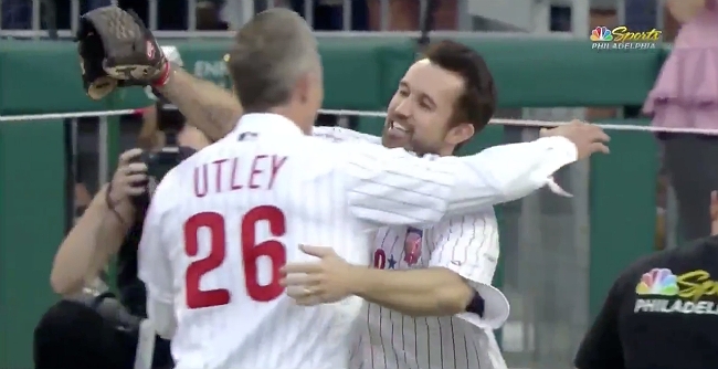 Utley honored, tosses pitch to Always Sunny's Rob McElhenney